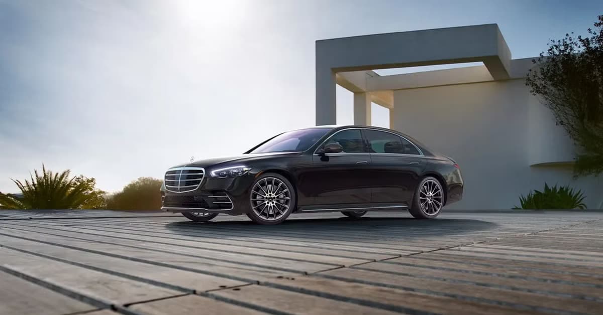 Ambassador Buses Mercedes S-Class premium sedan
